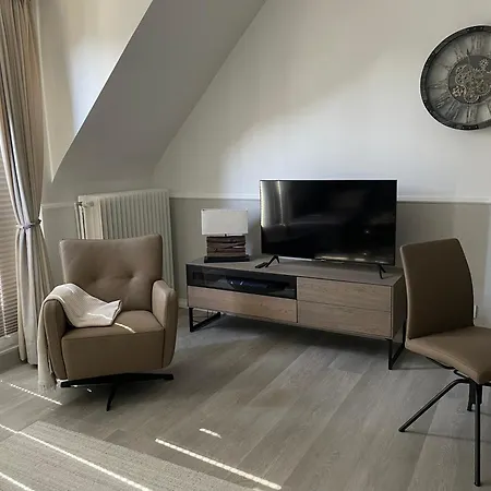 Haus Suedwind Am Ostdeich